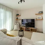 Garden Retreat Фуэнхирола