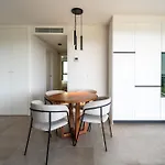 Garden Retreat 公寓 丰希罗拉