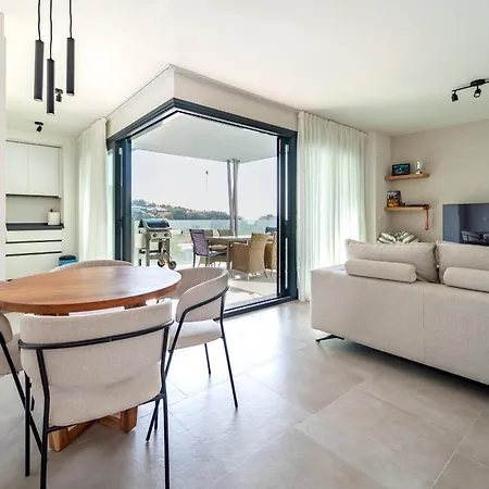 Garden Retreat Апартаменти Фуенхірола