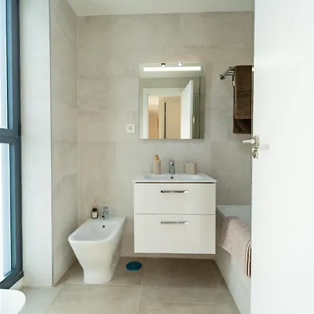 شقة Garden Retreat فوينخيرولا