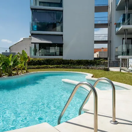 Апартаменты Garden Retreat Фуэнхирола